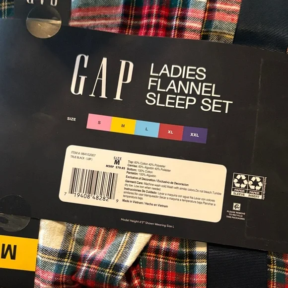 GAP Plaid Flannel Sleep Set - Picture 2 of 3